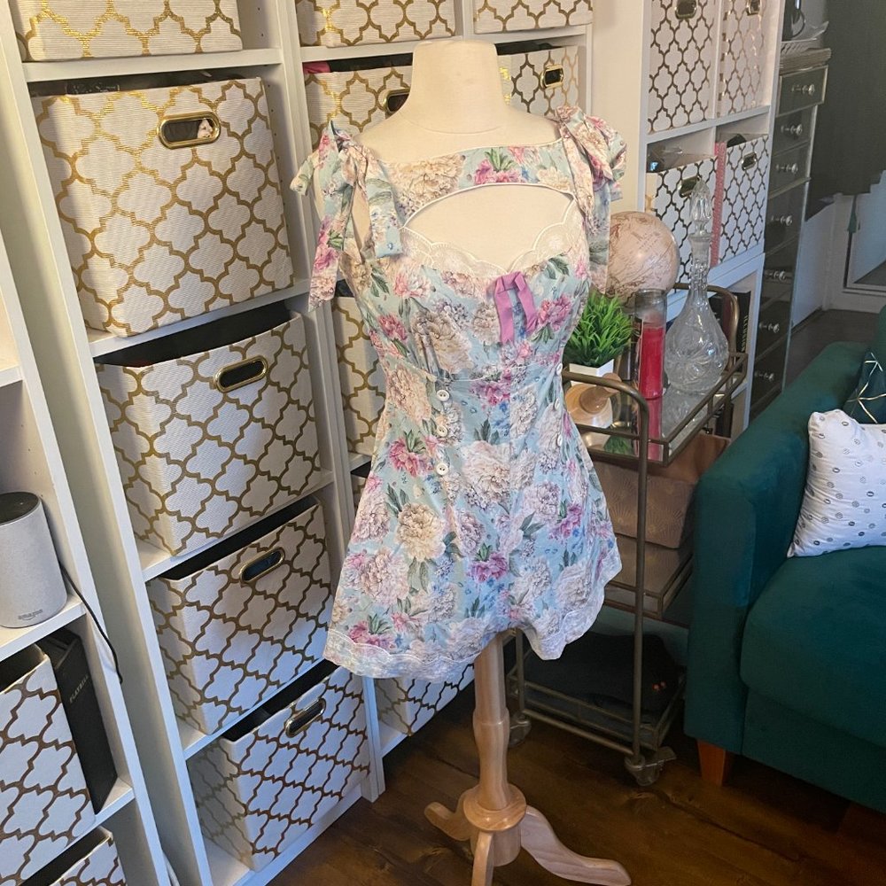 Kitten D' Amour Women's Floral Print Short Romper Blue/Pink Size small - Picture 4 of 10